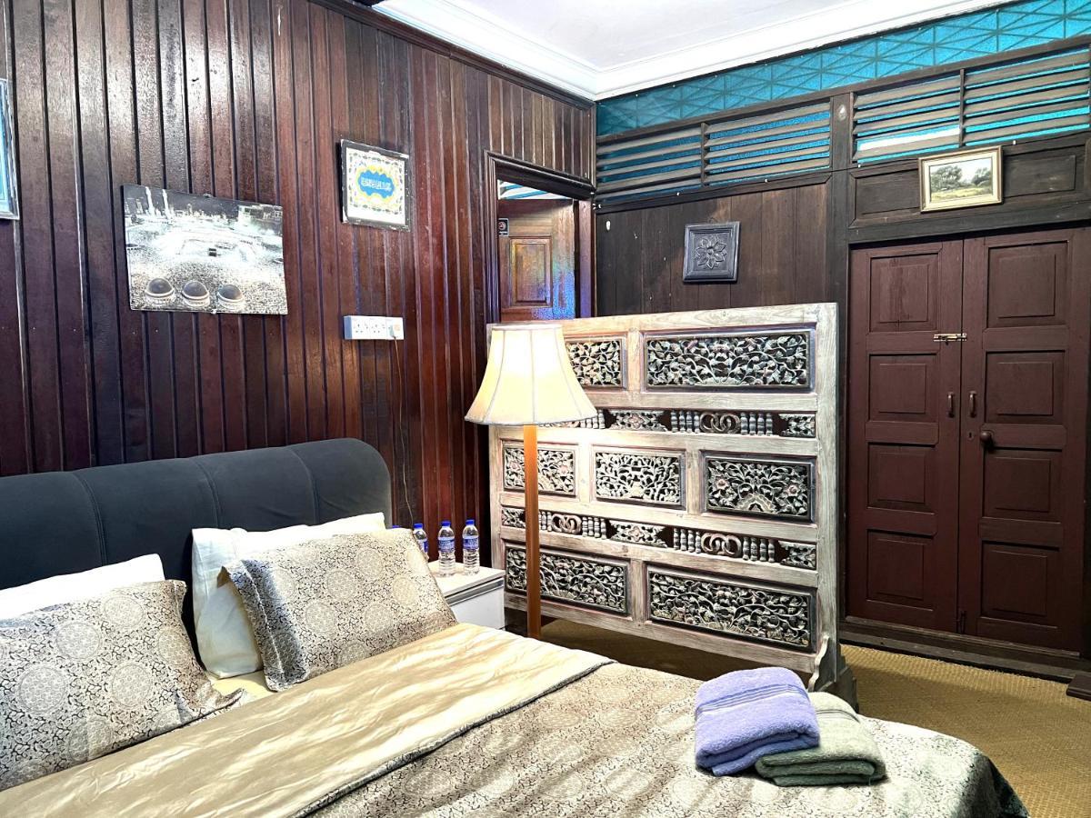 Oyo Home 90495 Homestay Kampung Kota Aur 숭가이페타니 외부 사진
