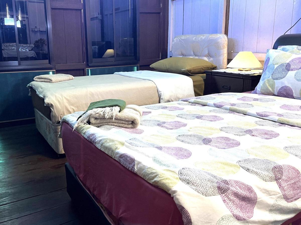 Oyo Home 90495 Homestay Kampung Kota Aur 숭가이페타니 외부 사진