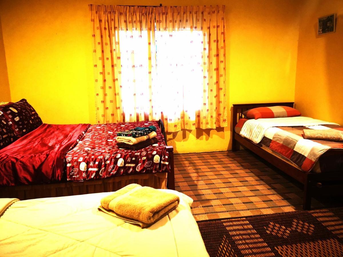 Oyo Home 90495 Homestay Kampung Kota Aur 숭가이페타니 외부 사진